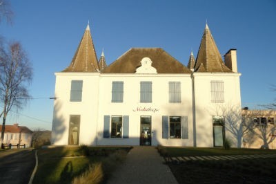 M&eacute;diath&egrave;que de Garlin